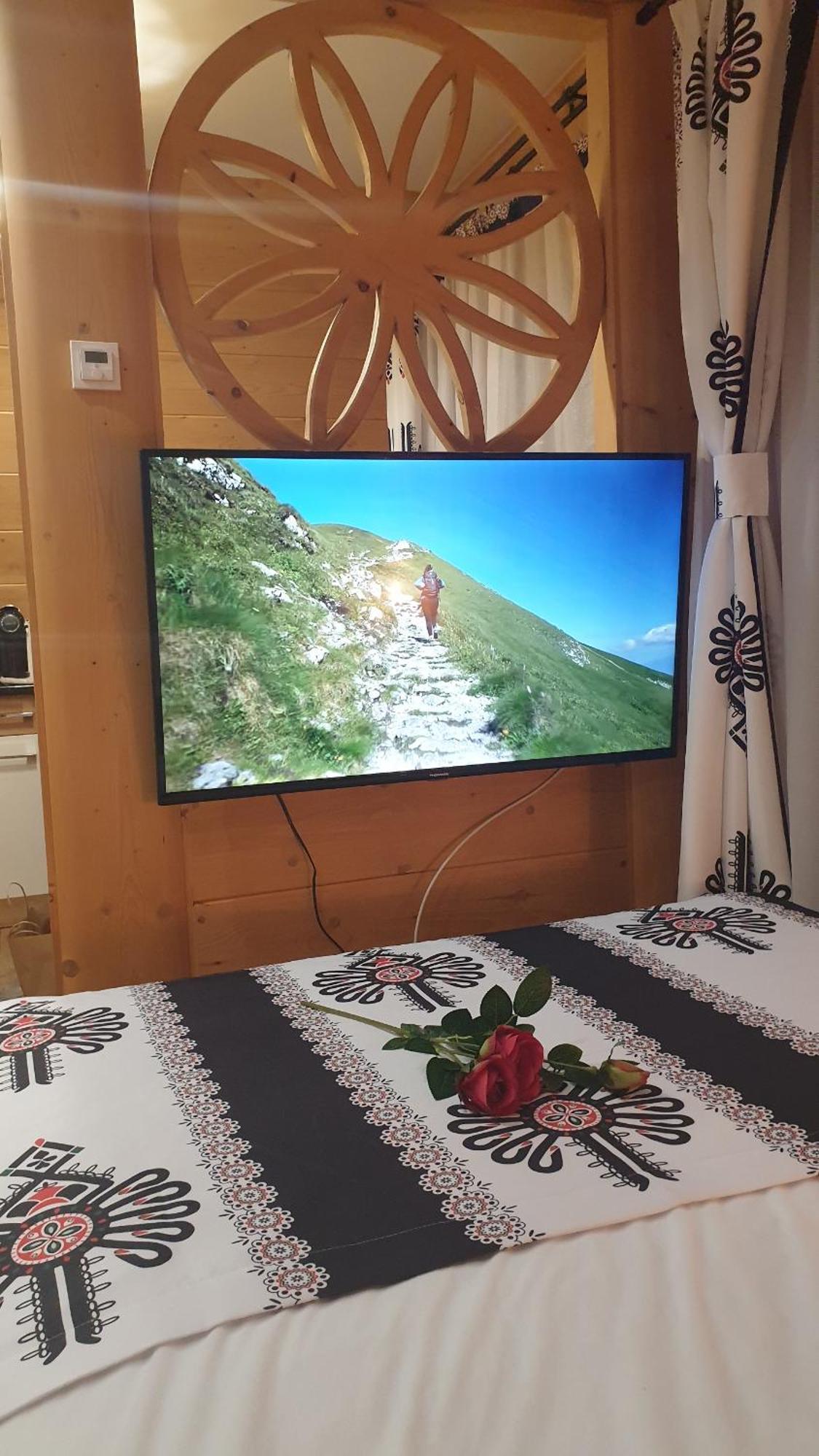 Villa Fortuna - Regionalne Apartamenty & Spa - Sauna, Grill, Jacuzzi Z Widokiem Na Tatry Zakopane Room photo